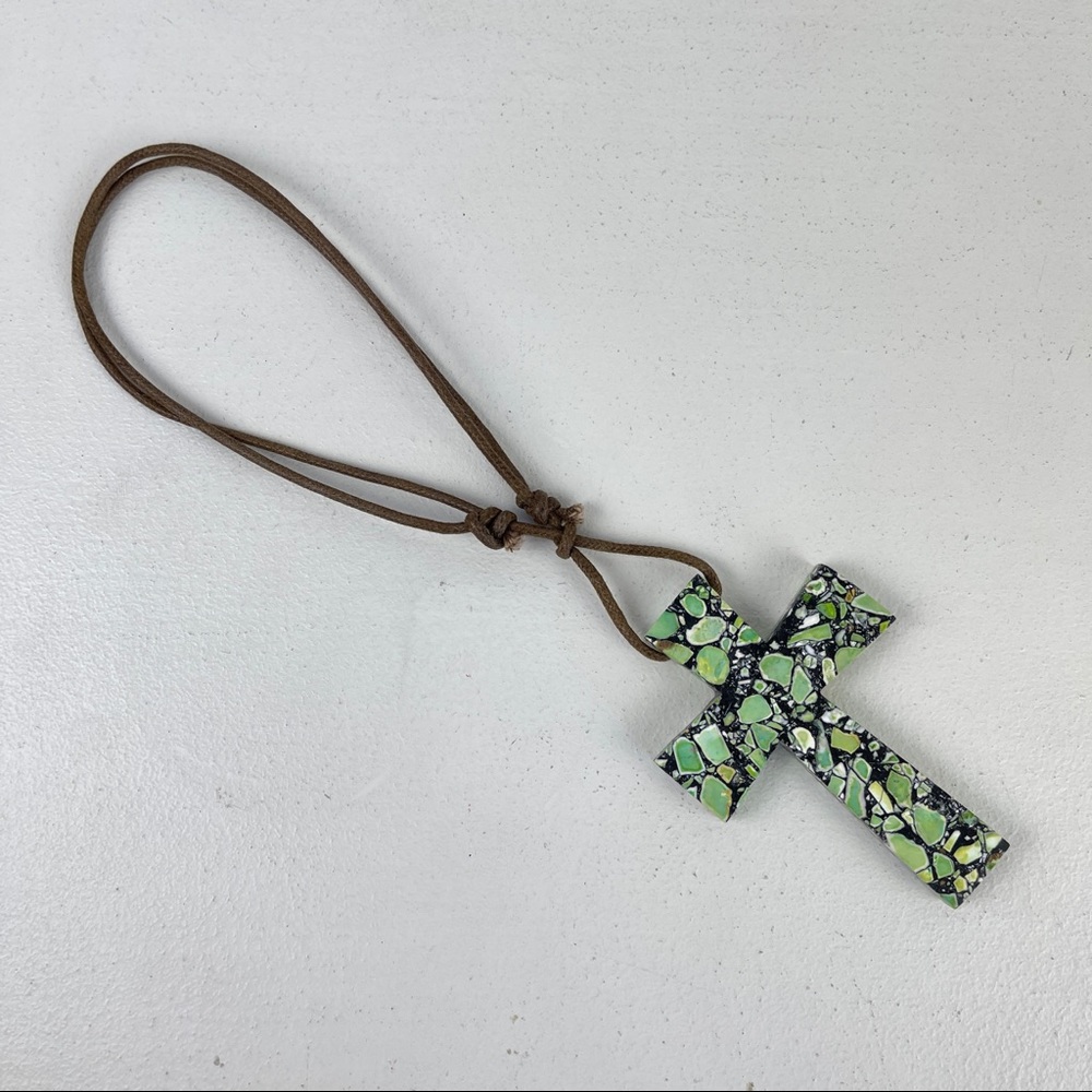 🚫SOLD🚫 VTG Y2K Green Jasper Stone Large Cross Necklace w/ Adjustable Cord - Picture 14 of 16